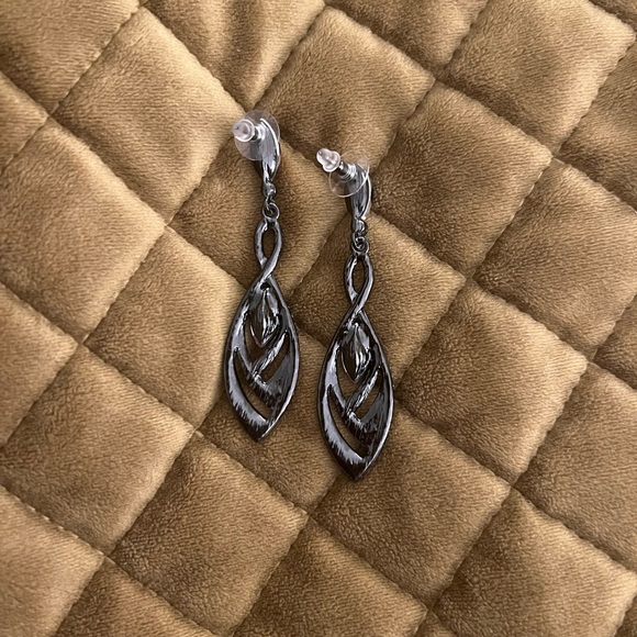 Black Statement Chandelier Earrings - Picture 2 of 2